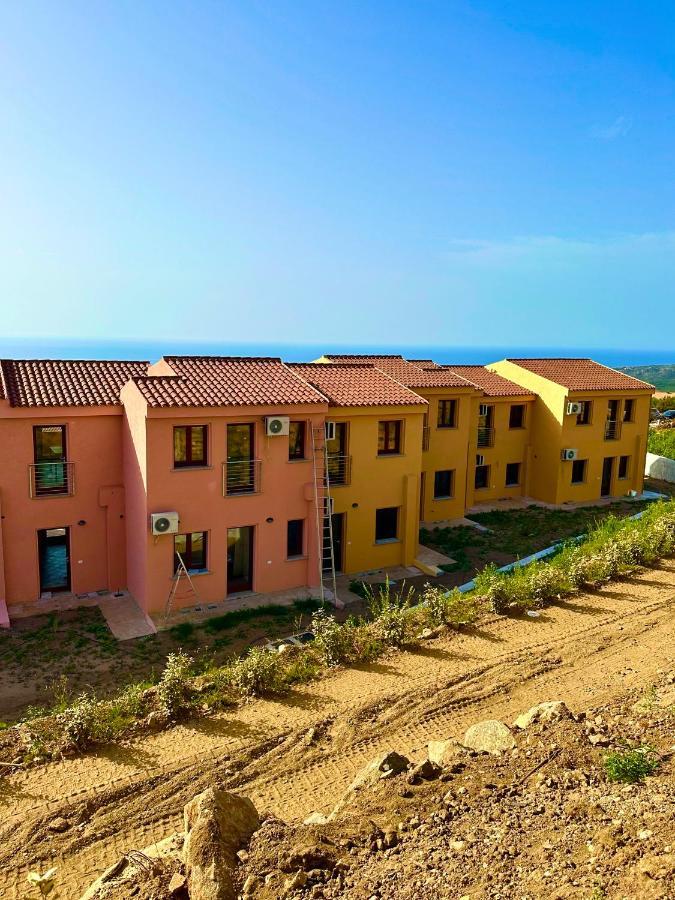 Rocce Rosse Sardinia Aparthotel Isola Rossa Exterior photo