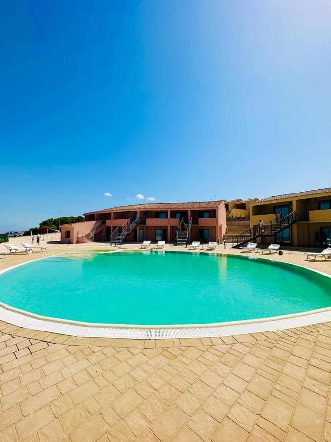 Rocce Rosse Sardinia Aparthotel Isola Rossa Exterior photo