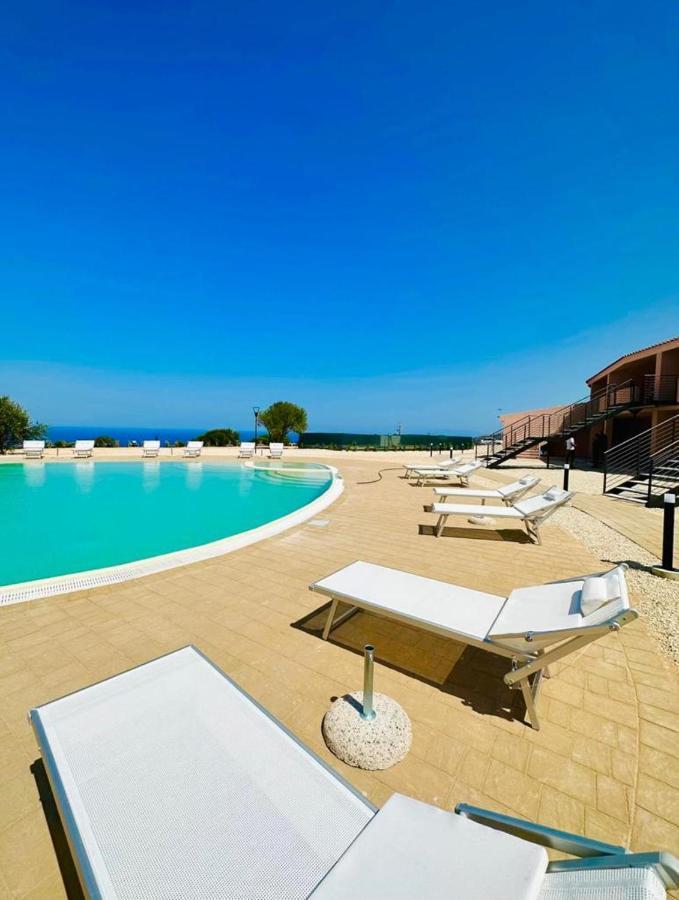 Rocce Rosse Sardinia Aparthotel Isola Rossa Exterior photo