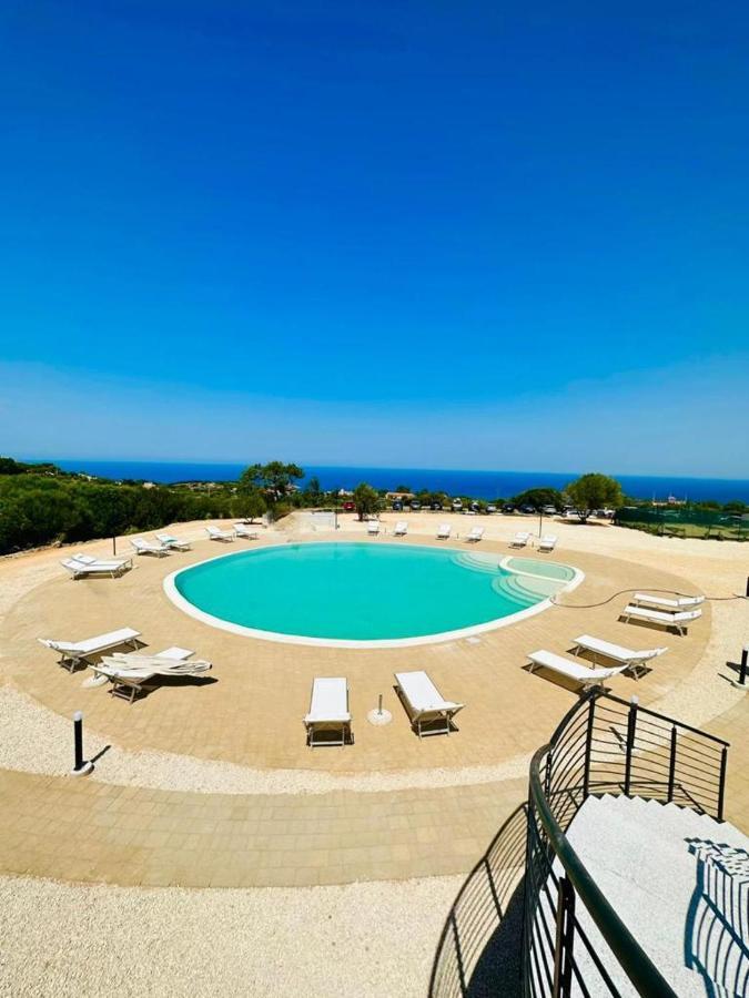 Rocce Rosse Sardinia Aparthotel Isola Rossa Exterior photo